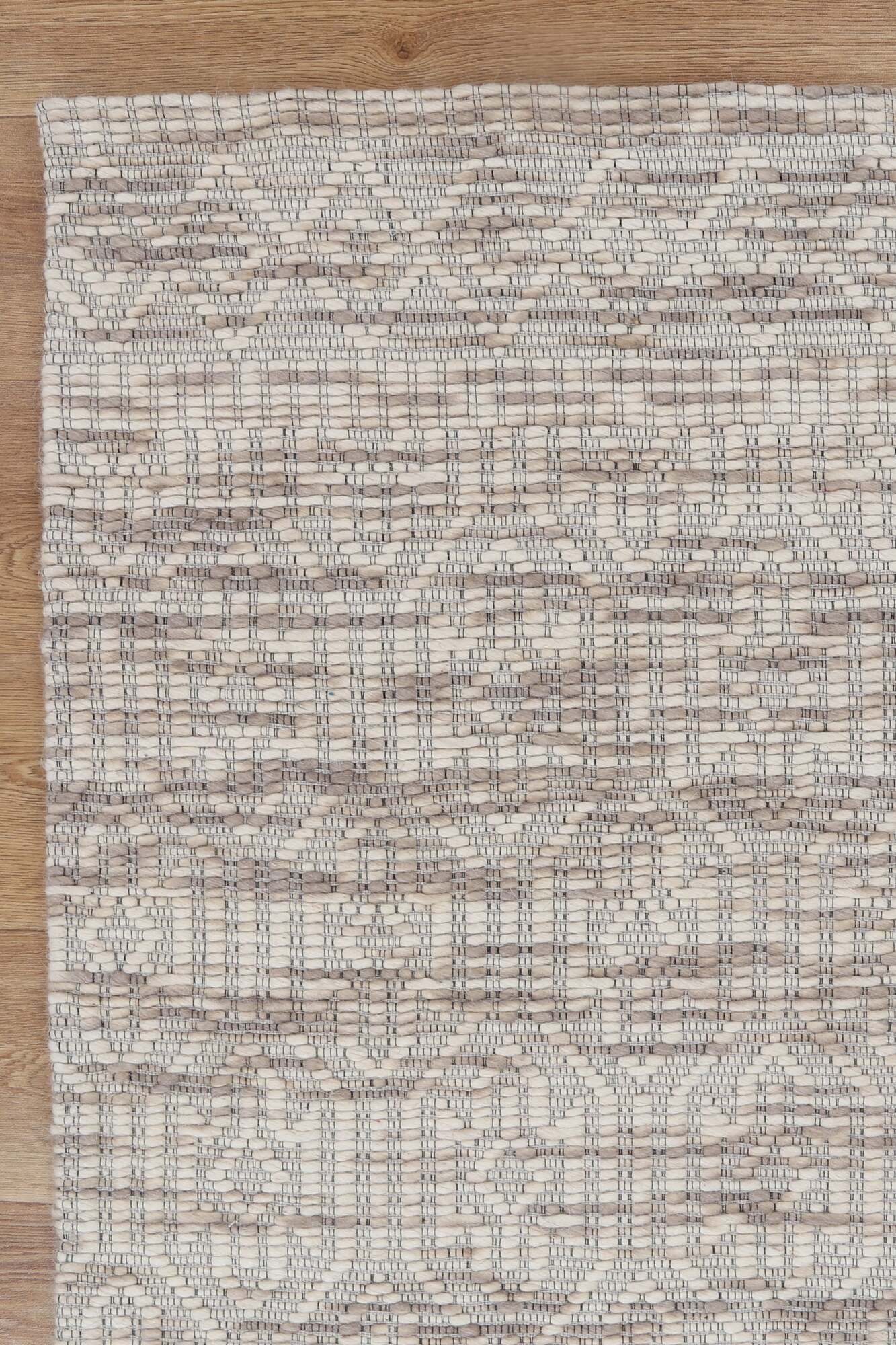 Large View Chea Geometric Wool Rug