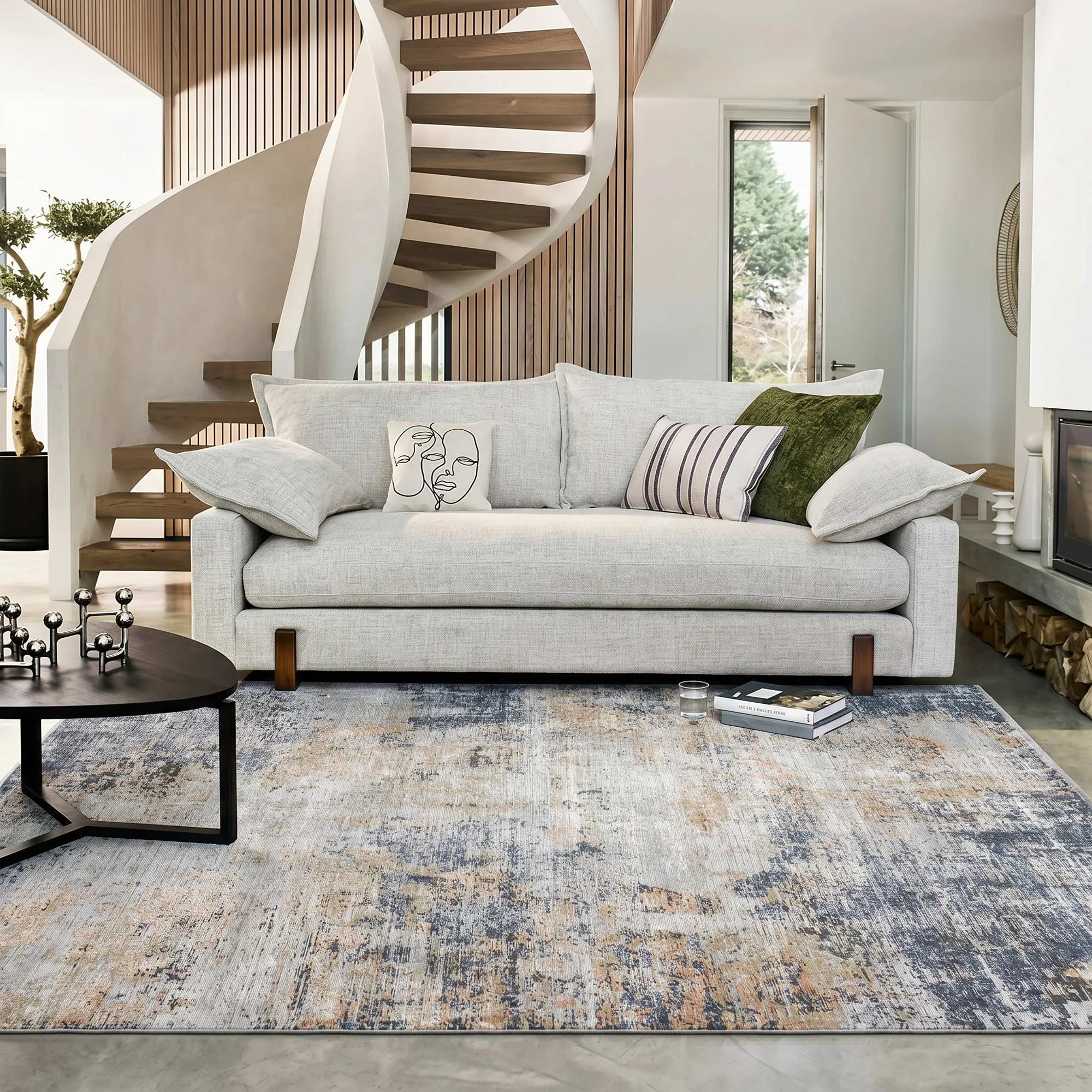 Fendi Premium Contemporary Rug