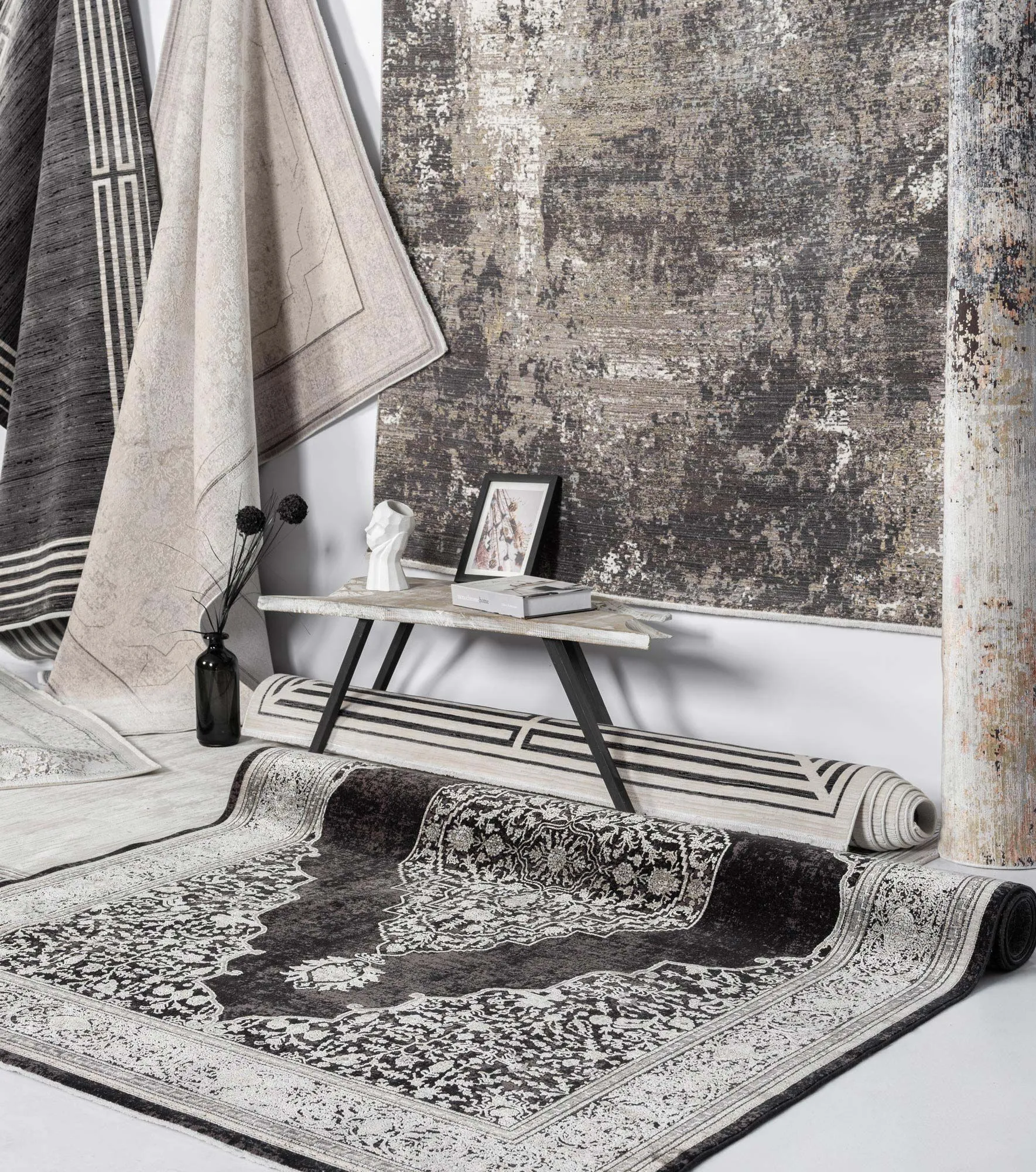 Fendi Traditional Medallion Rug