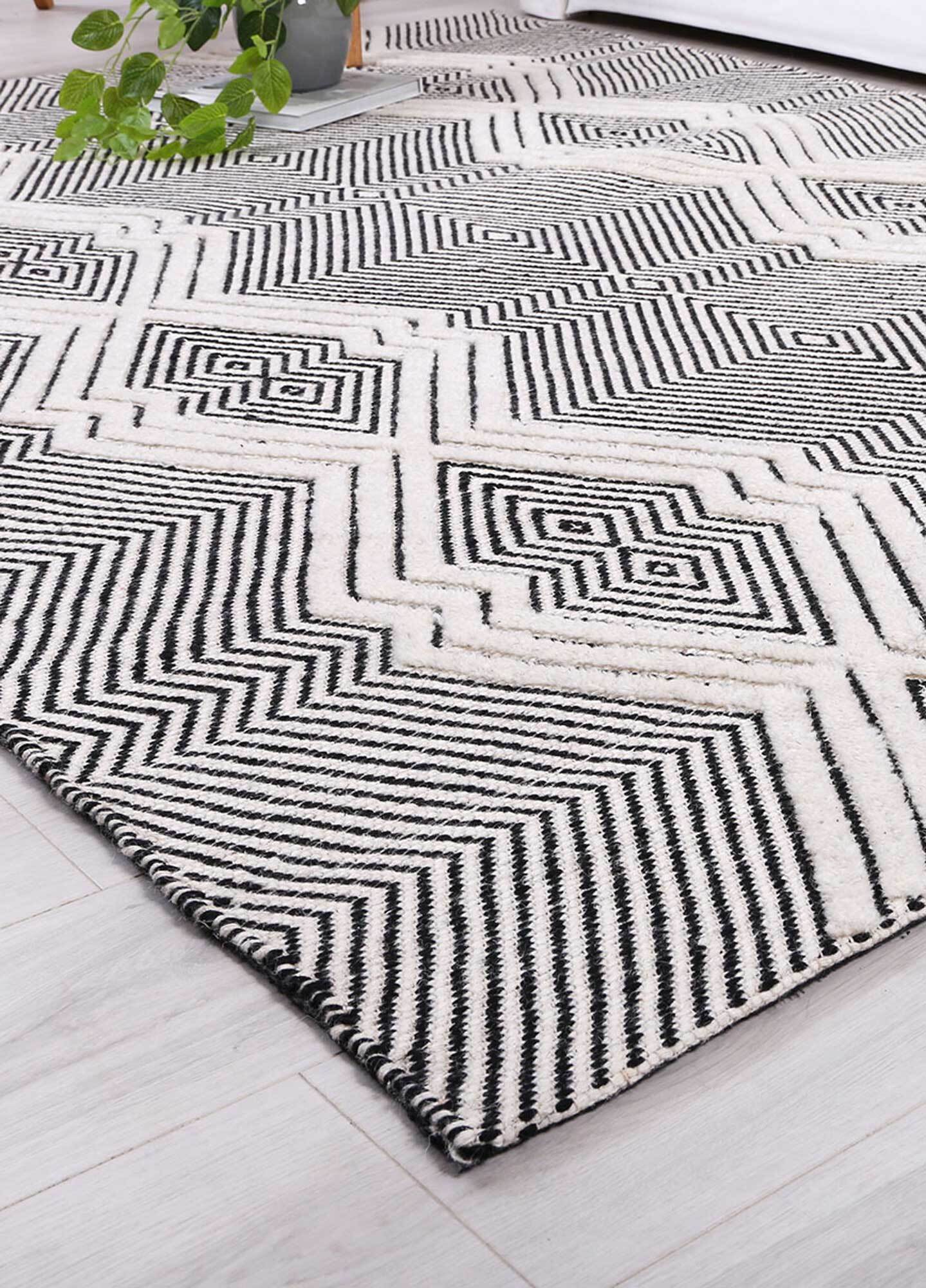 Hann Hand Loomed Rug