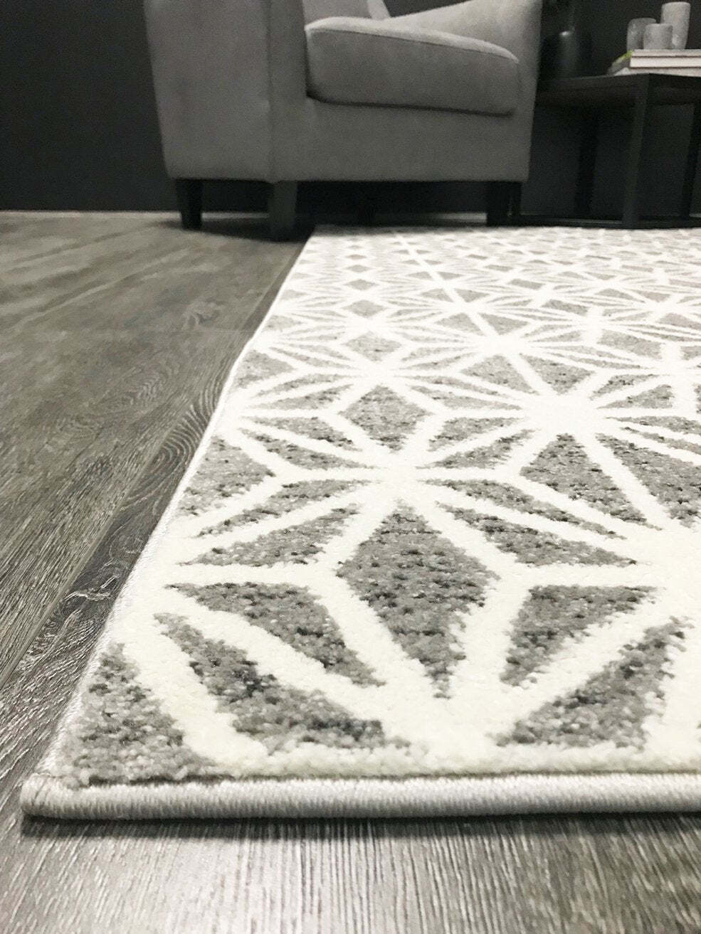 Juliet Modern Geometric Rug