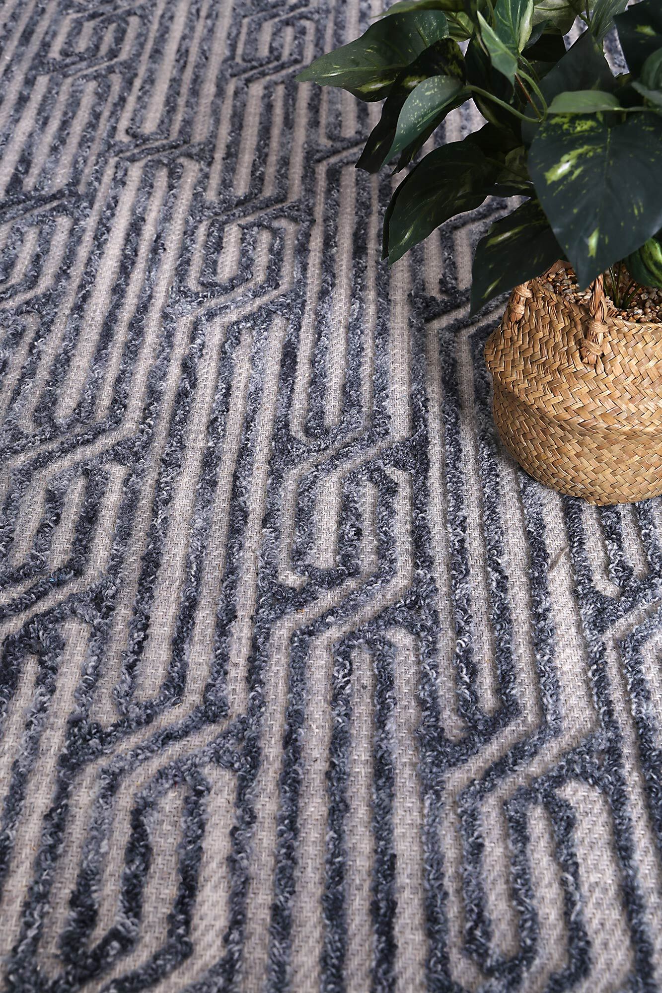 Large View Malik Handmade Wool Rug