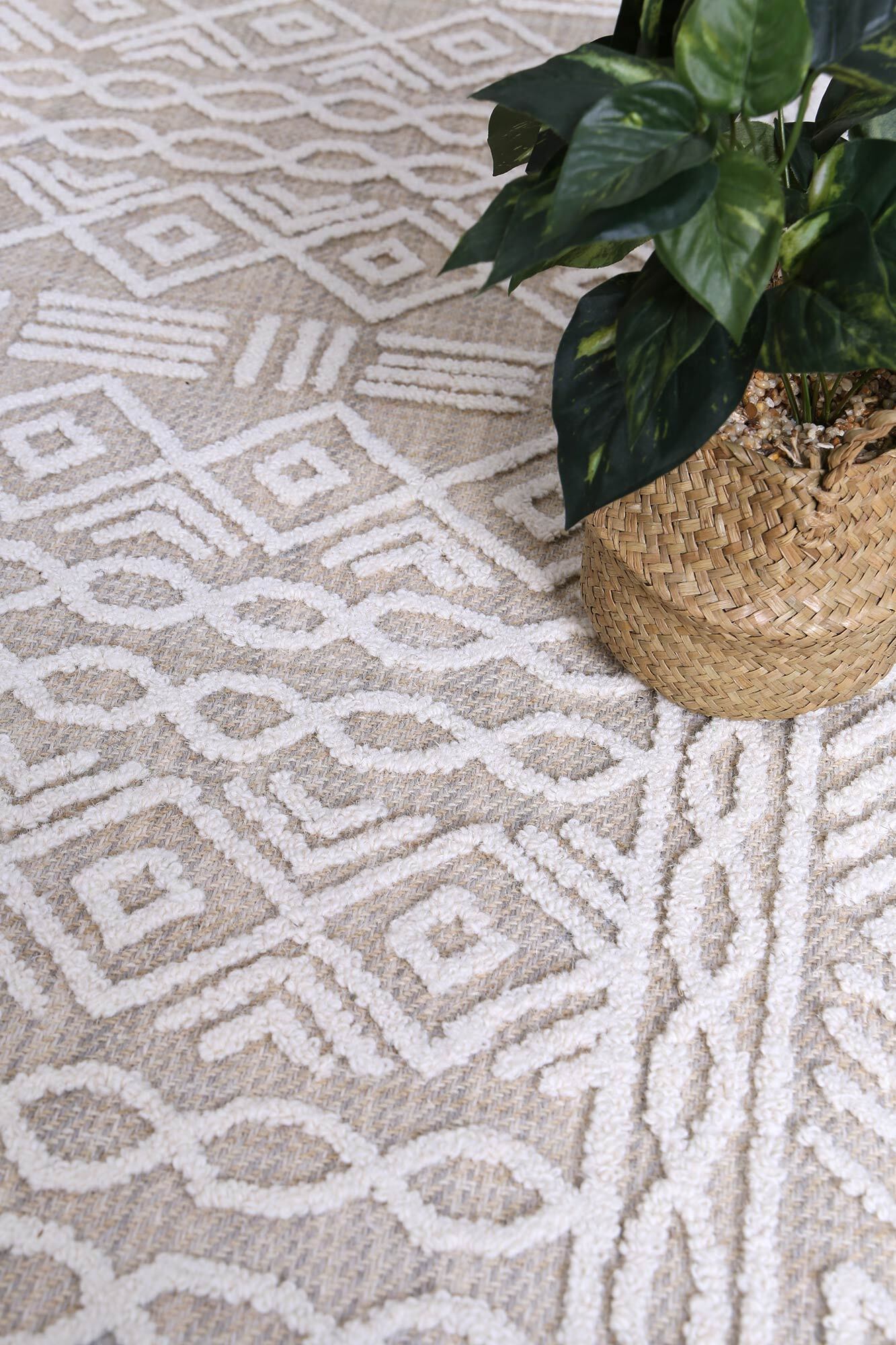 Large View Malik Handmade Wool Rug