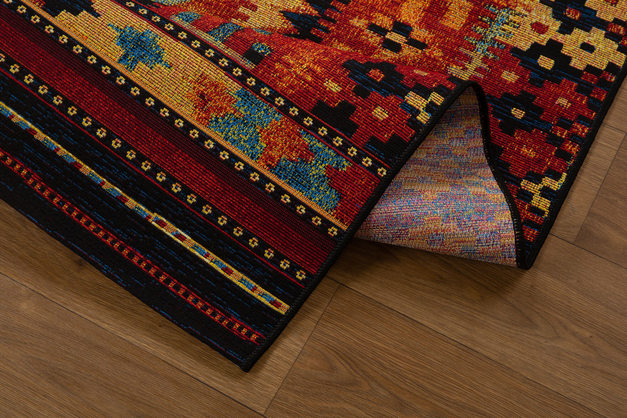 Large View Mystique Indoor/Outdoor Rug