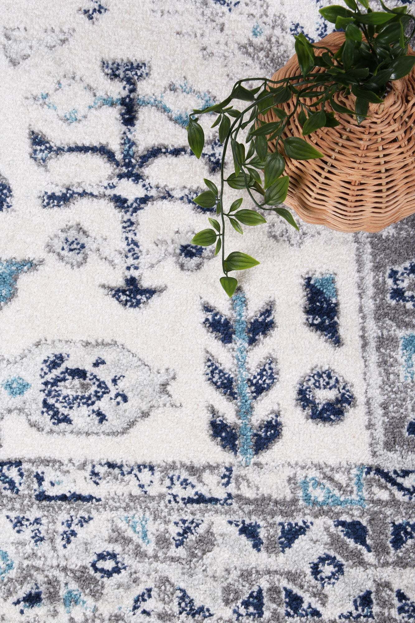 Large View Peri Transitional Medallion Rug