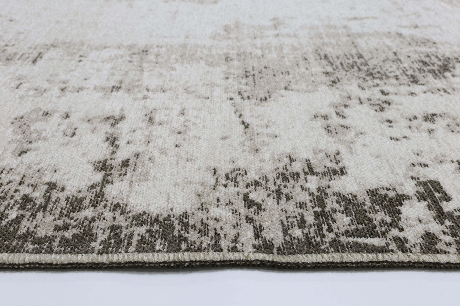 Large View Ryan Transitional Brown Rug