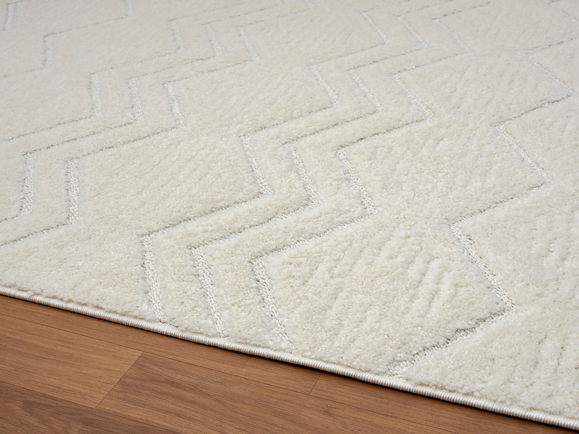 Large View Serenade Modern Chevron Rug