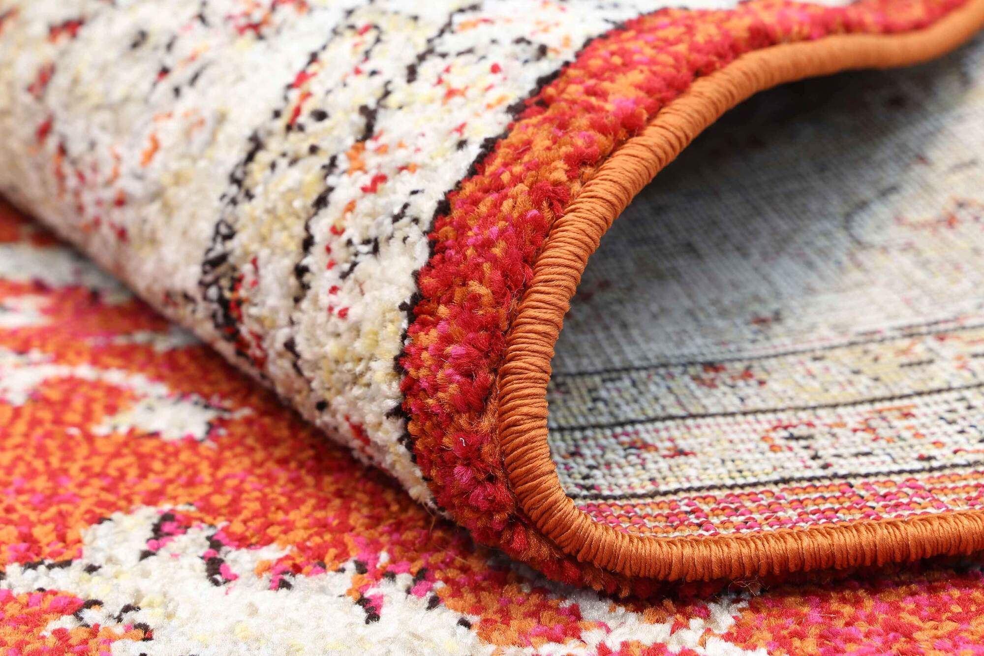 Sophia Classic Traditional Rug
