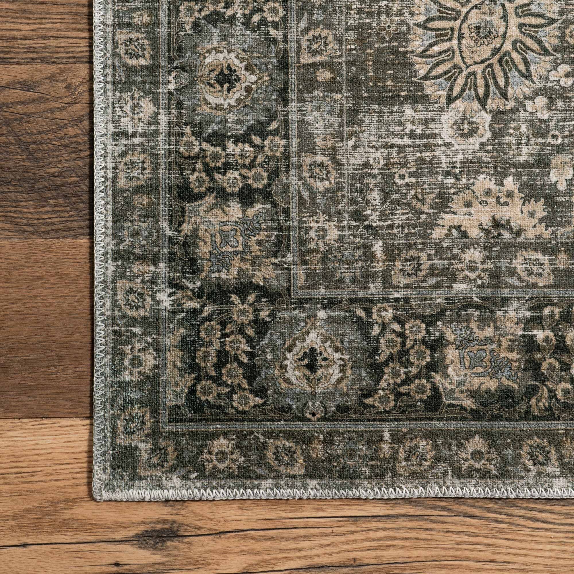Large View Timeless Traditional Floral Rug