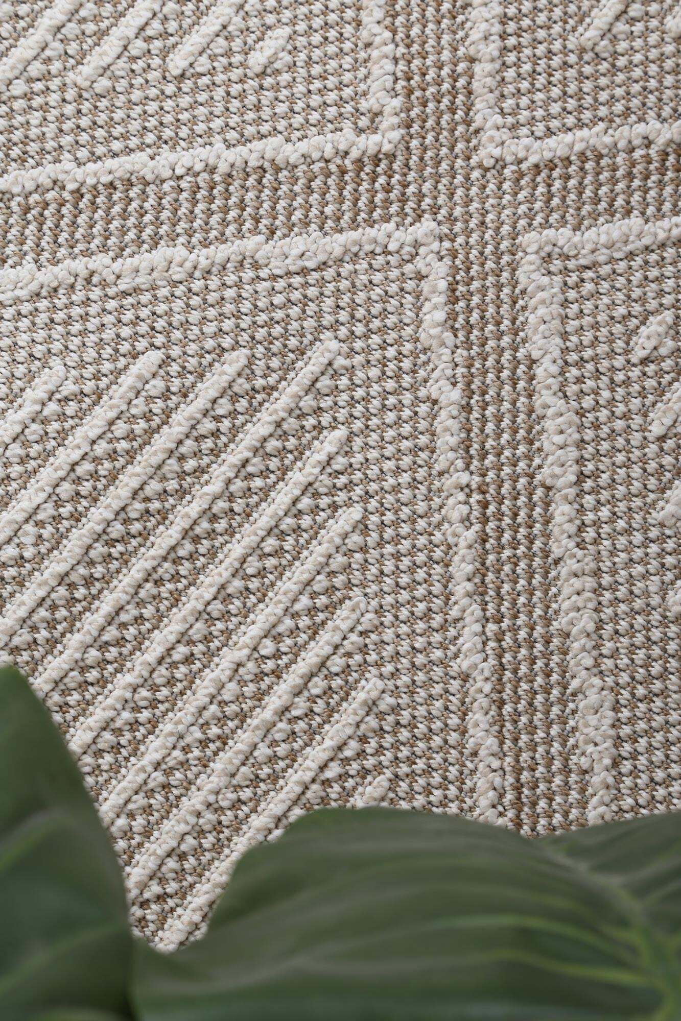 Large View Viva Geometric Flatweave Rug