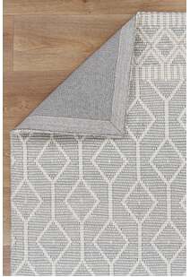 Chea Geometric Wool Rug