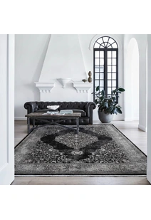 Fendi Traditional Medallion Rug