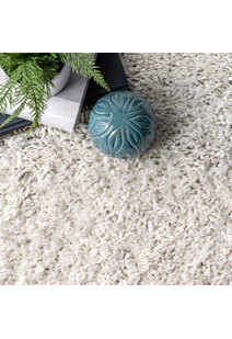 Joey Cream Shaggy Tassel Rug