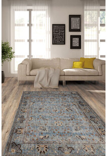 Melanie Traditional Floral Rug