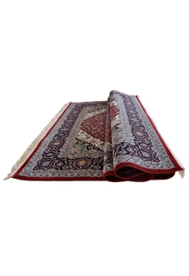 Mona Red Classic Oriental Rug