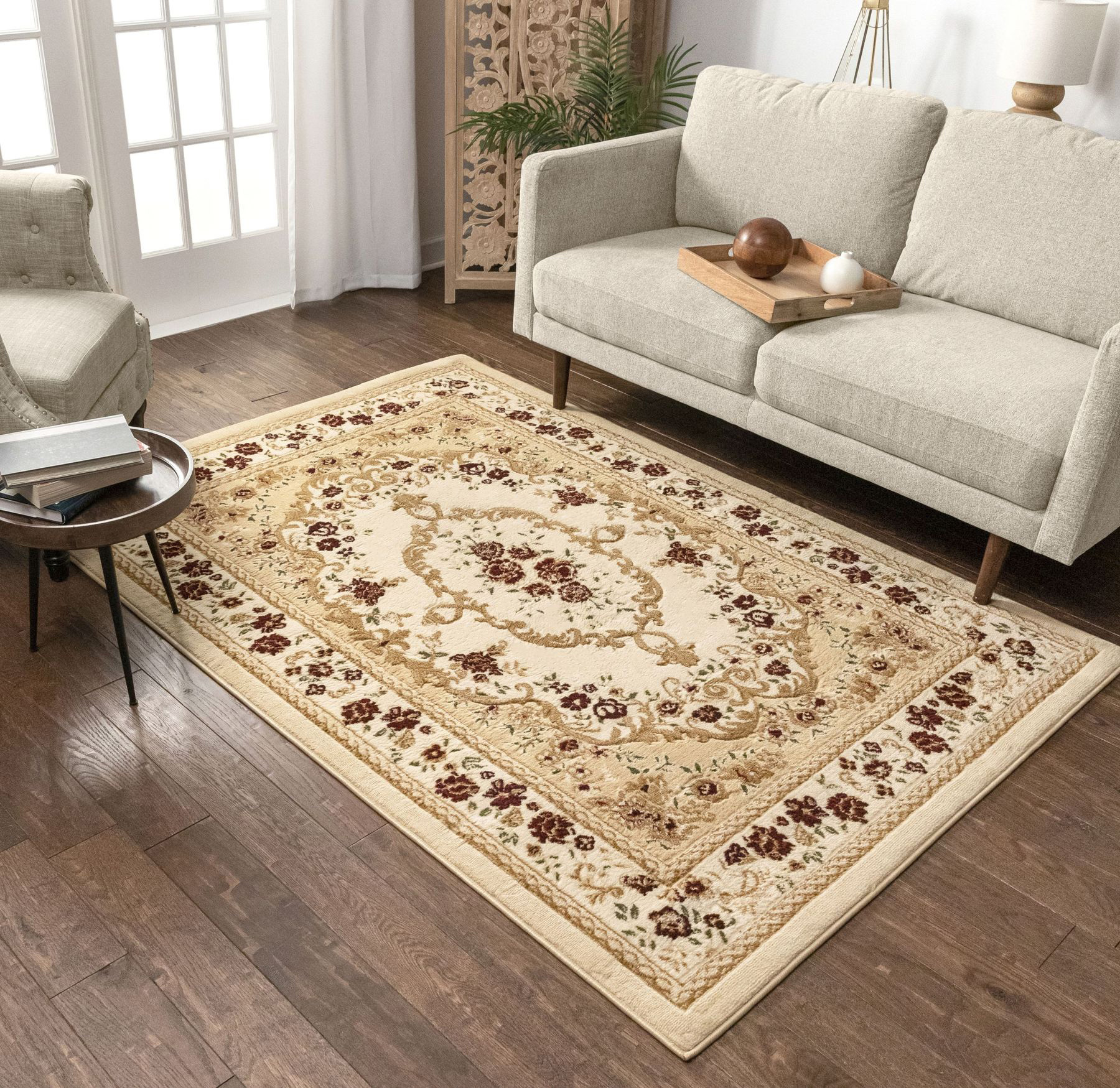 Axel Beige Traditional Floral Rug