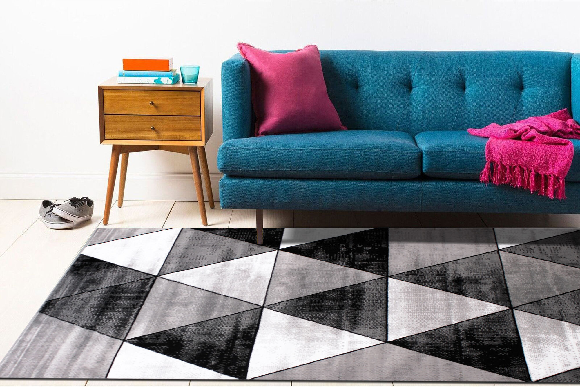 Axel Modern Triangle Pattern Rug