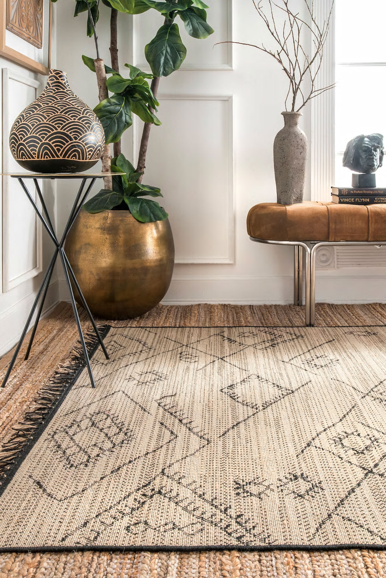 Carlo Geometric Fringed Rug