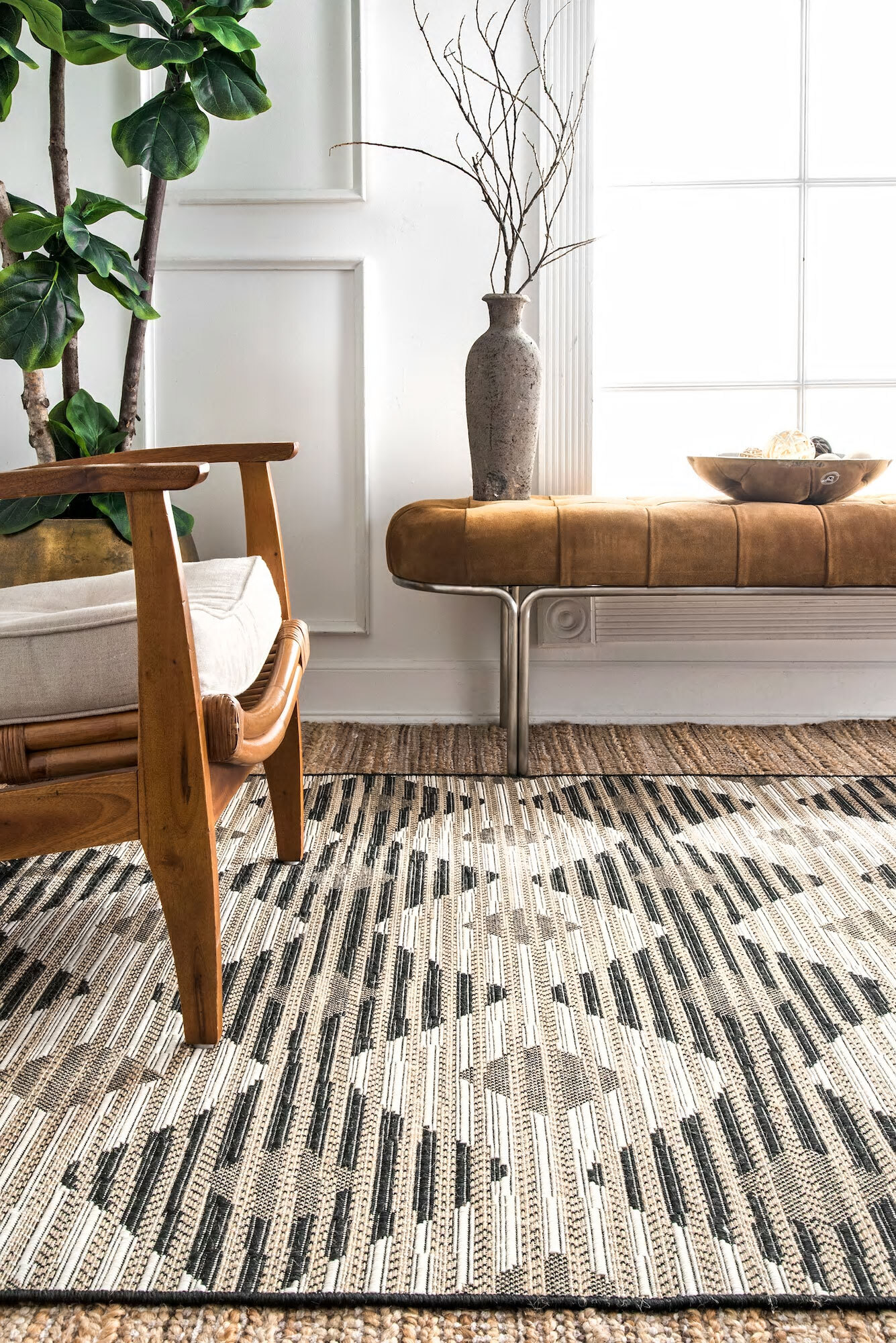 Carlo Geometric Striped Rug