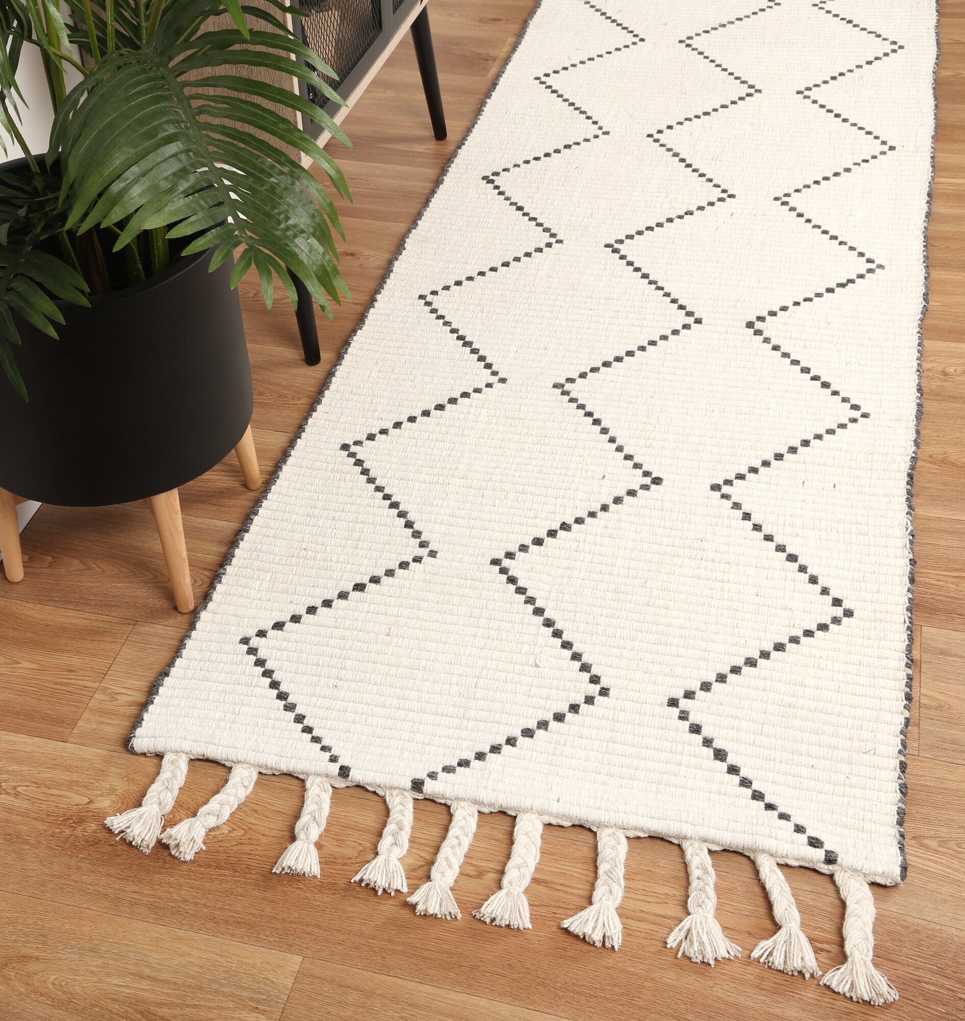 Gemma Moroccan Tassel Rug