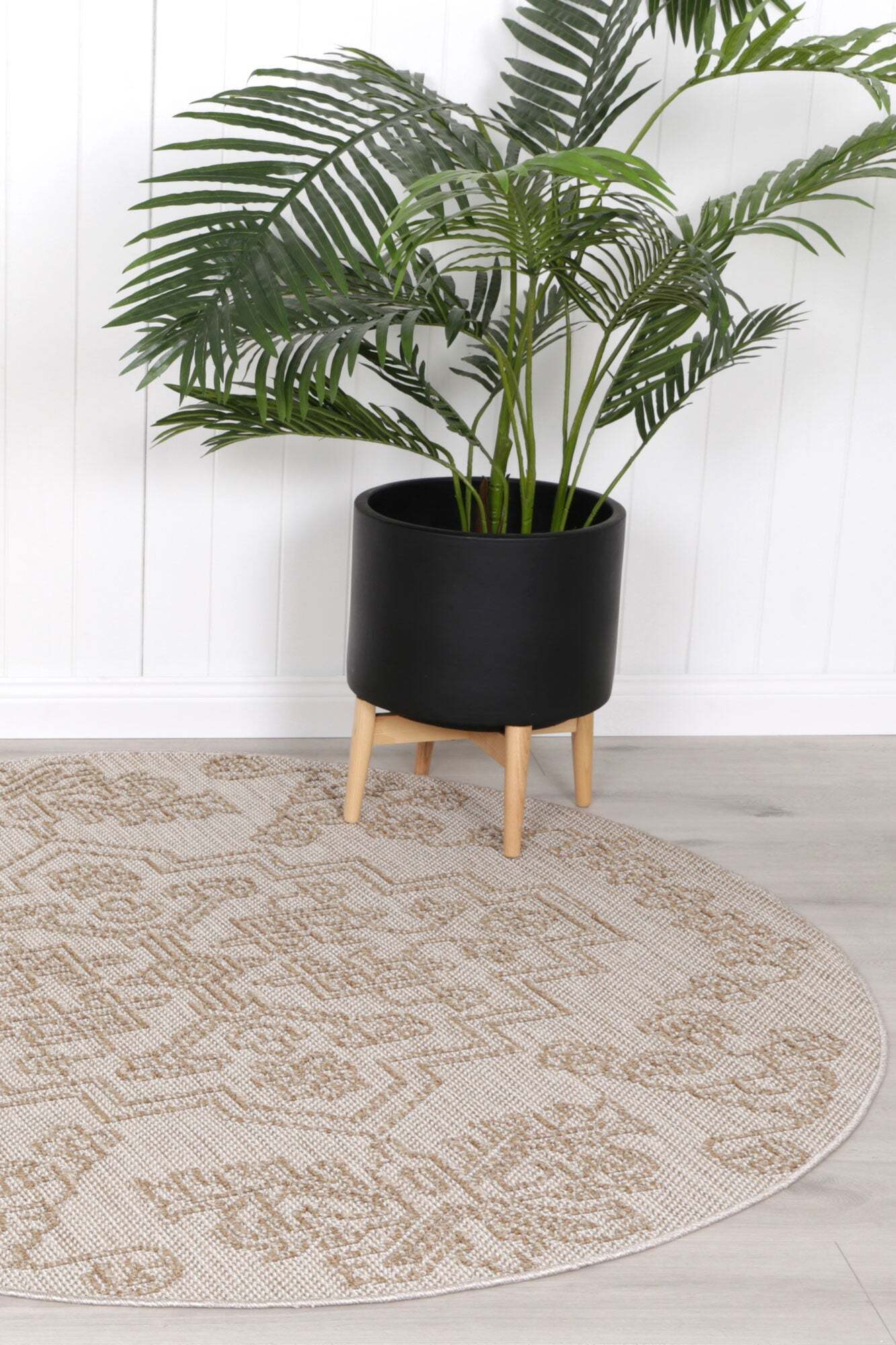 Large View Macy Outdoor Medallion Rug