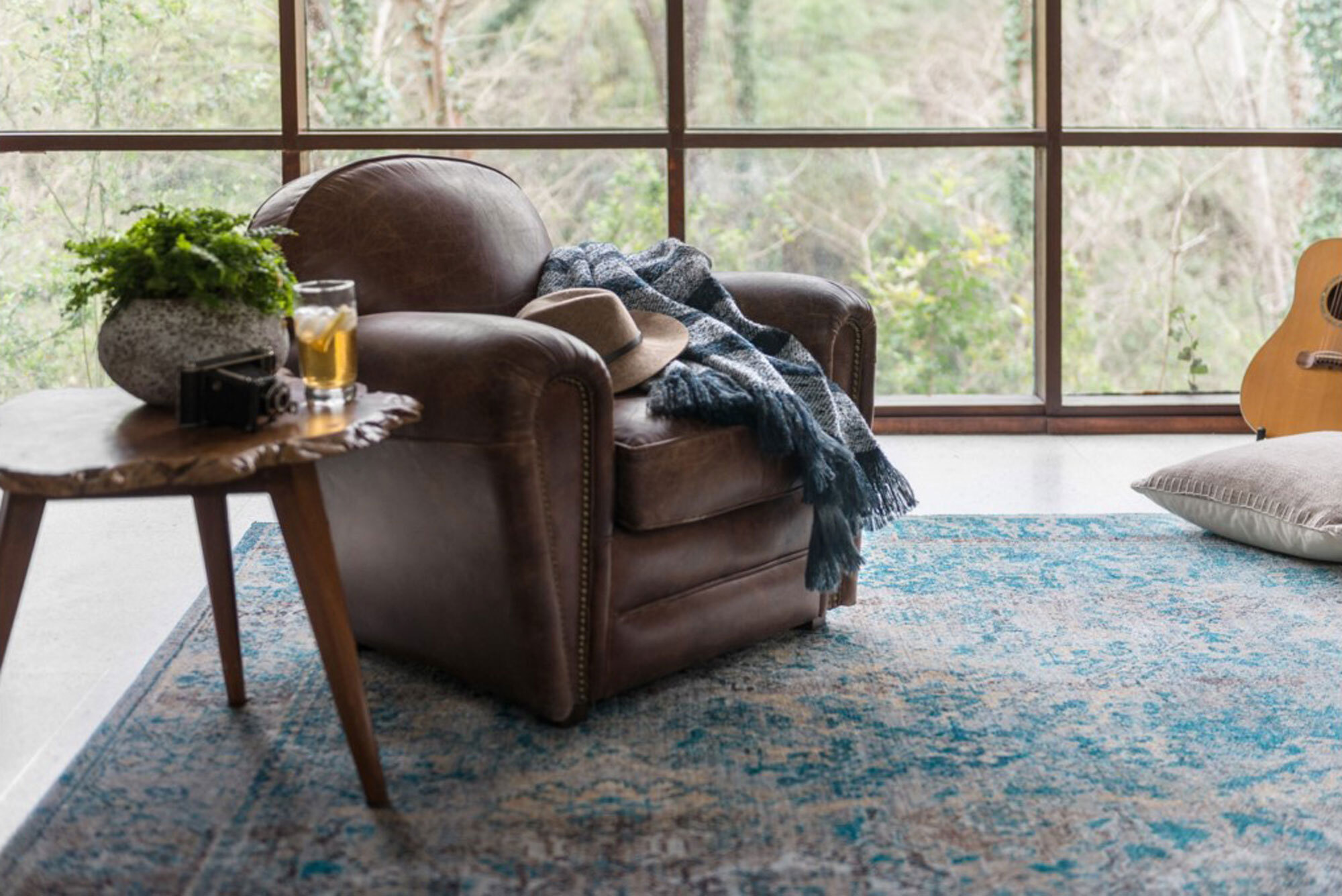 Large View Melanie Blue Traditional Rug