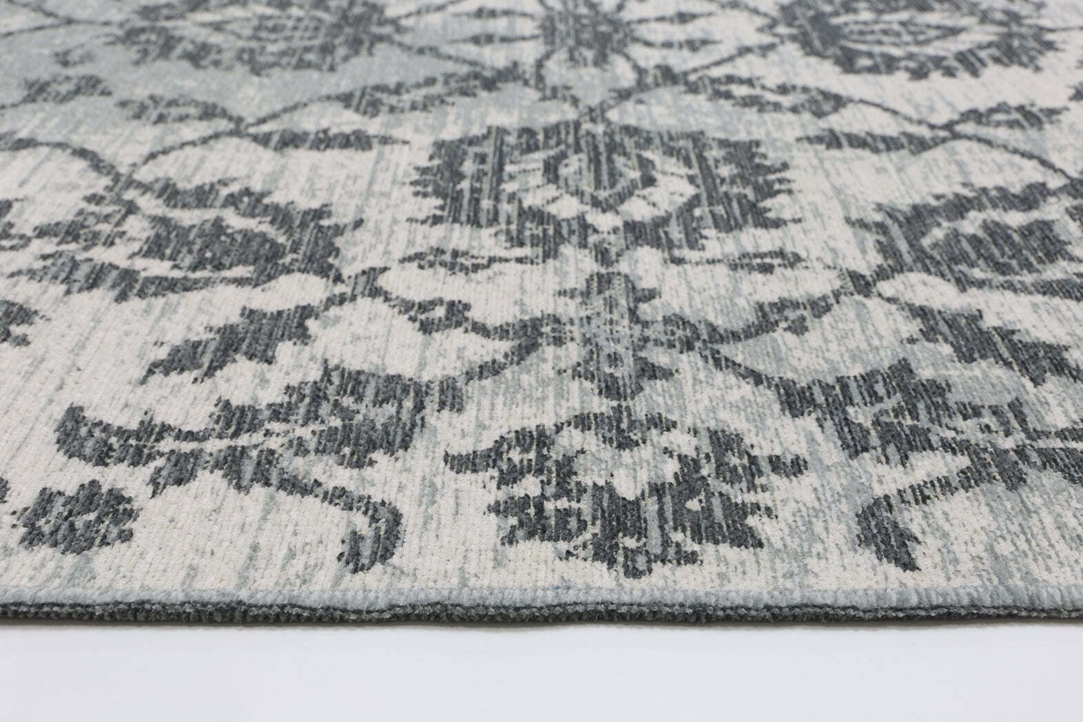 Large View Ryan Grey Transitional Floral Rug