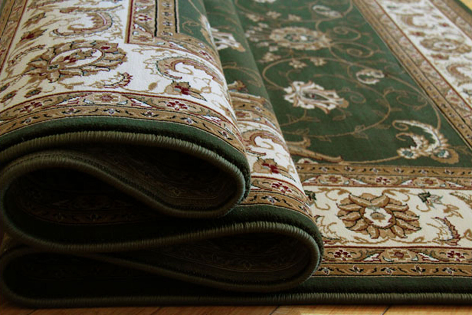Large View Star Green Traditional Floral Rug