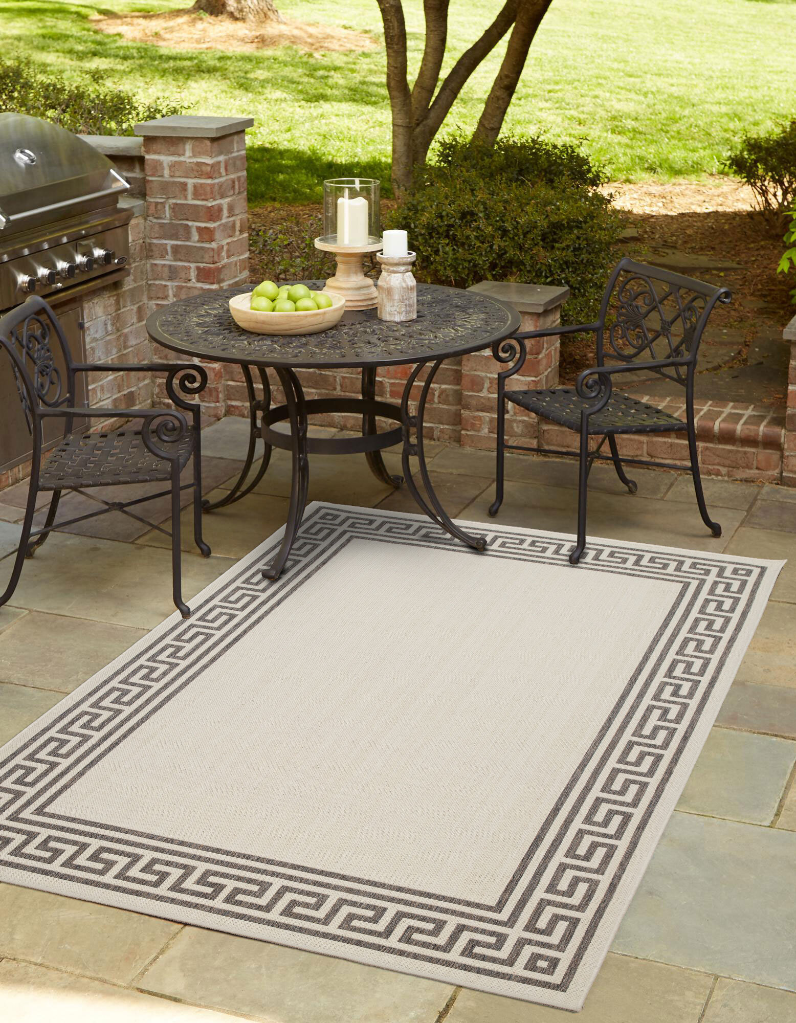 Large View Soleil Ivory Greek Key Border Rug