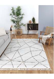Ariel Moroccan Tassel Fringe Rug