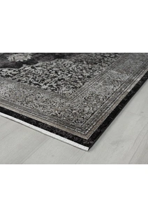 Fendi Traditional Medallion Rug
