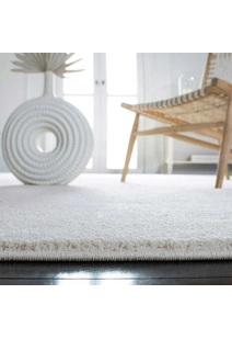 Plush Plain White Rug