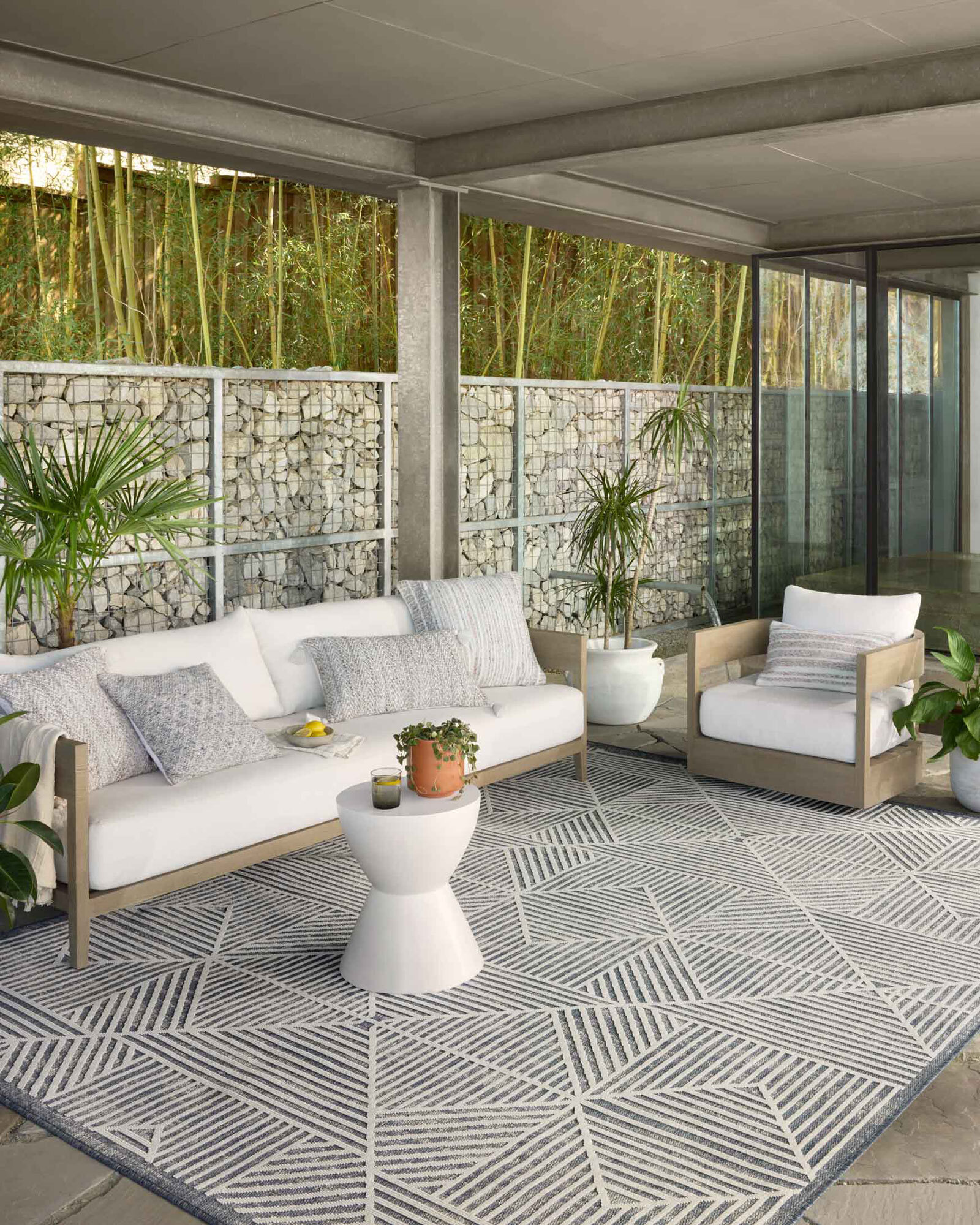 Large View Alfresco Geometric Patio Rug