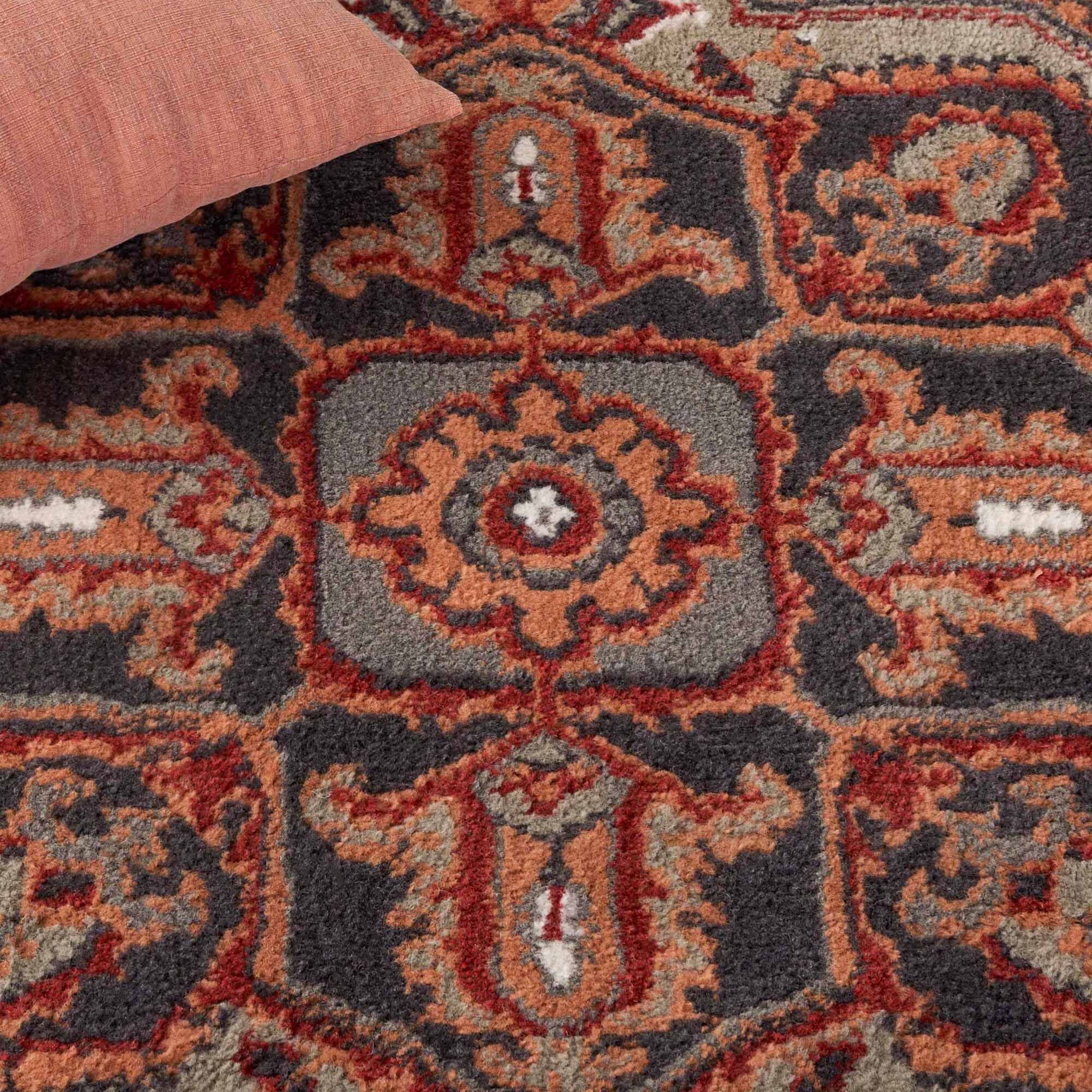 Large View Alfa Traditional Medallion Rug