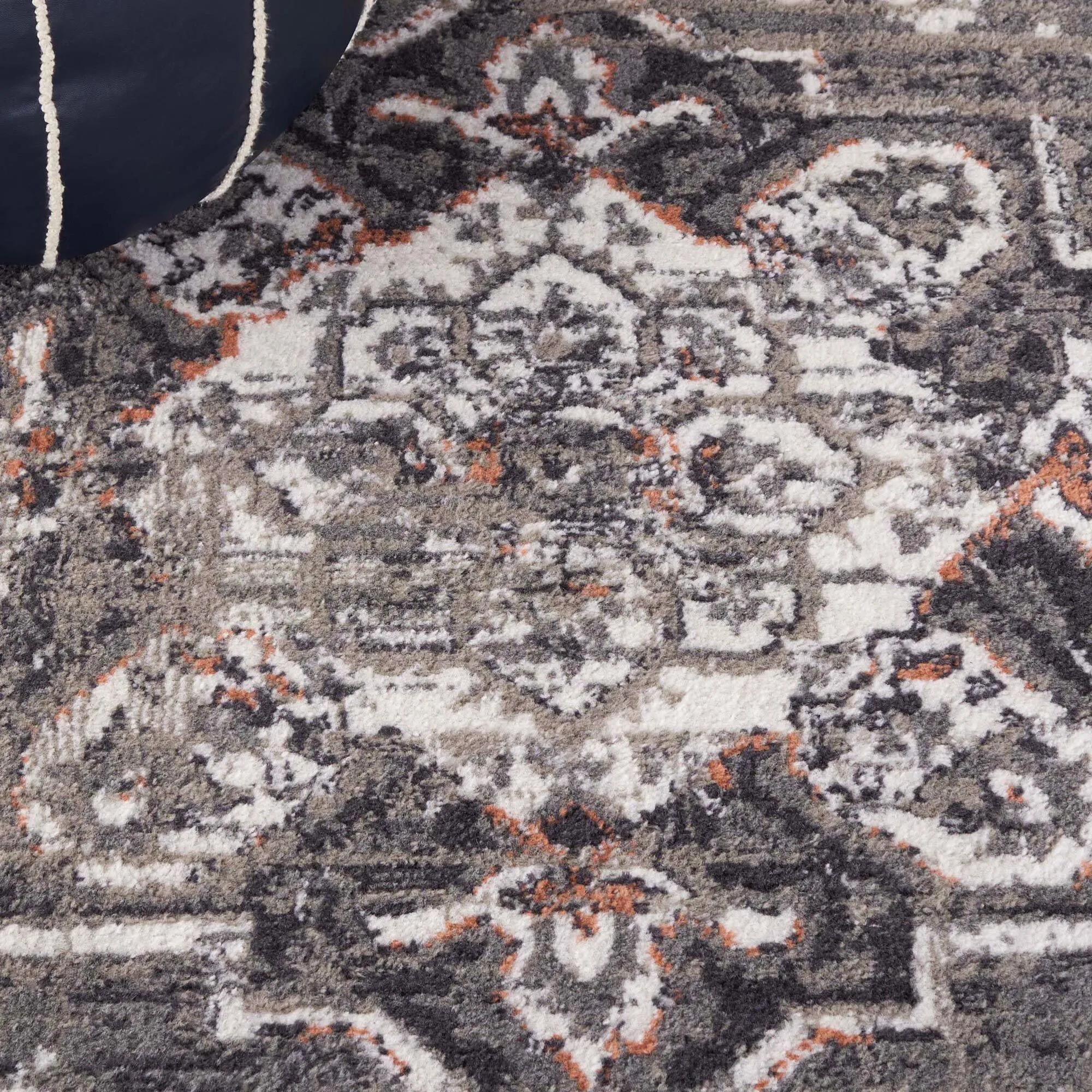 Large View Alfa Traditional Medallion Rug