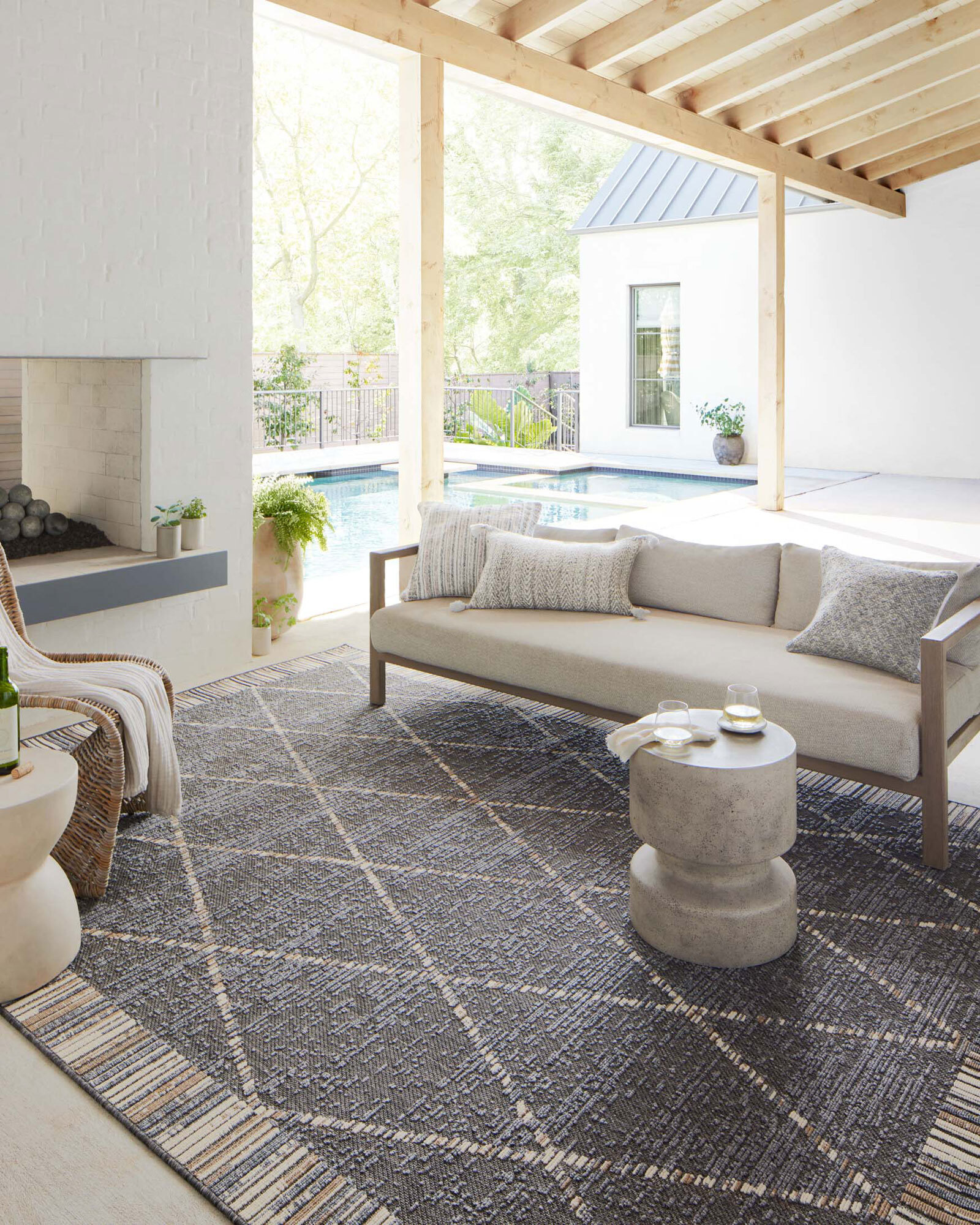 Alfresco Diamond Patio Rug