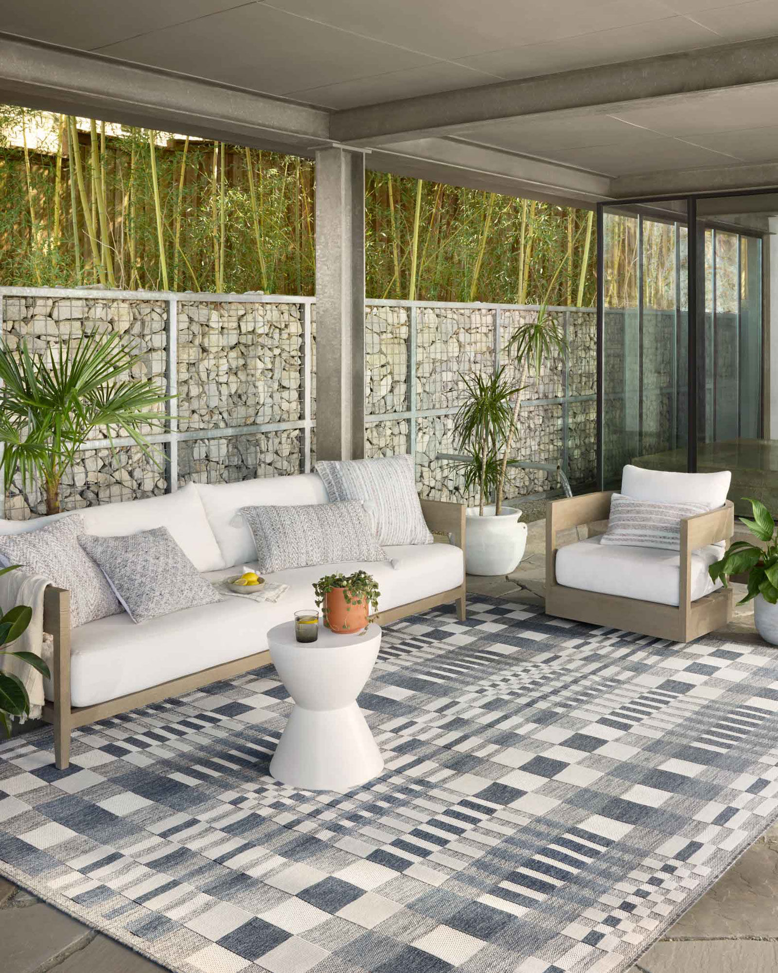 Large View Alfresco Geometric Patio Rug