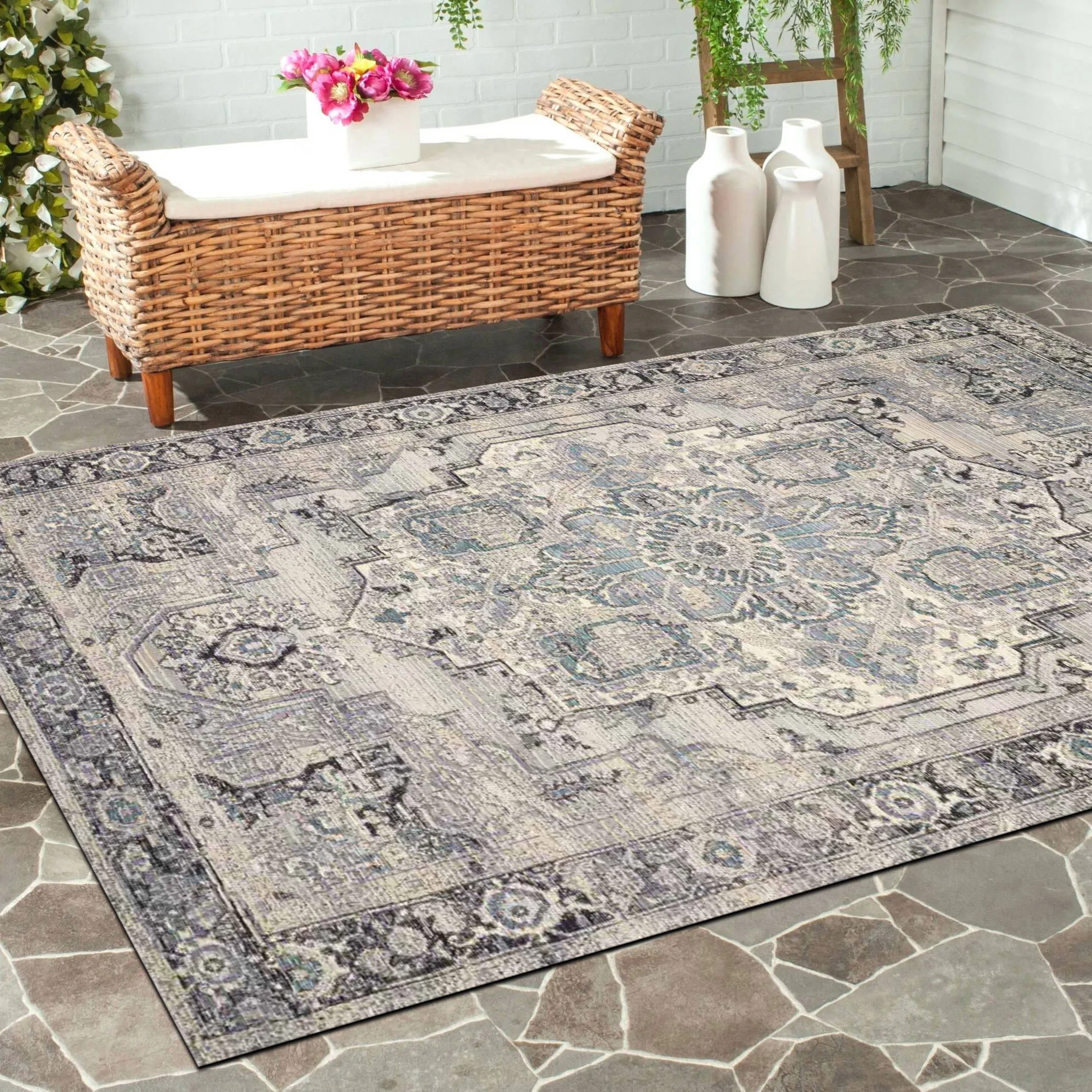 Large View Aperto Medallion Flatweave Rug