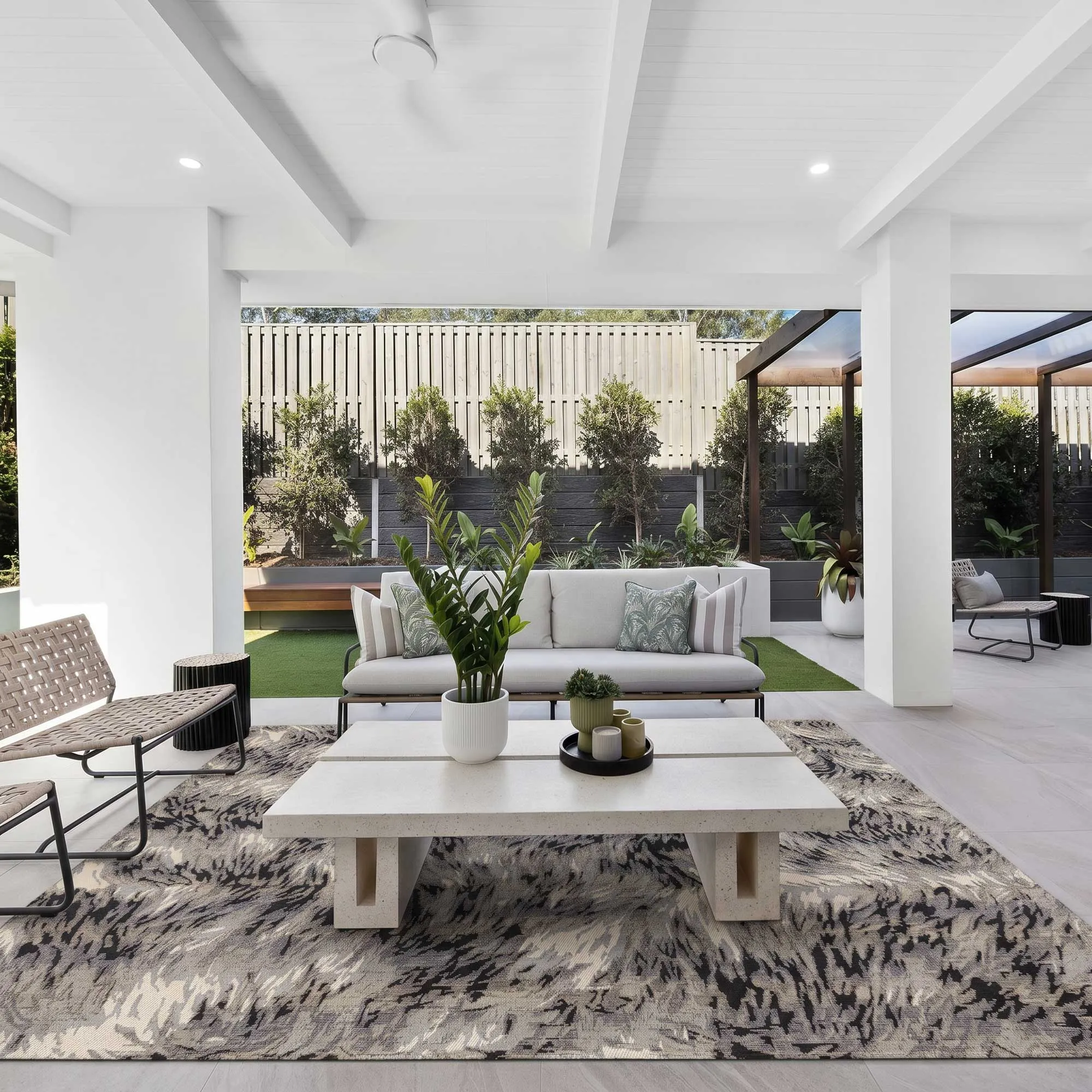 Mystique Indoor/Outdoor Rug