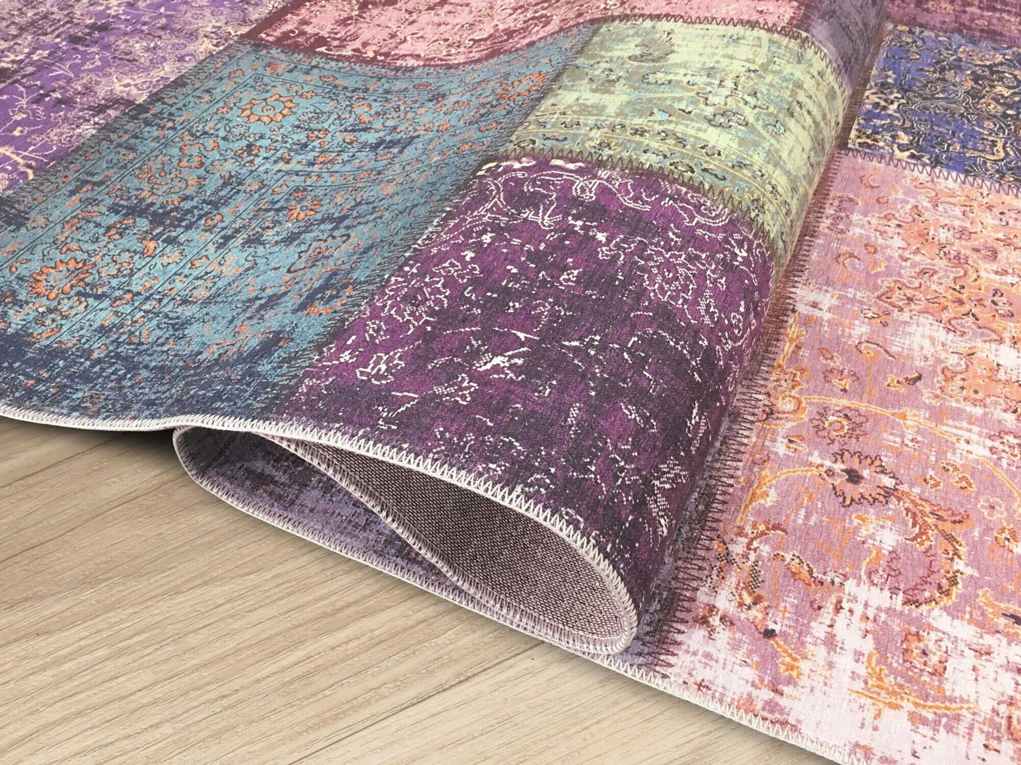 Large View Noble Traditional Patchwork Rug