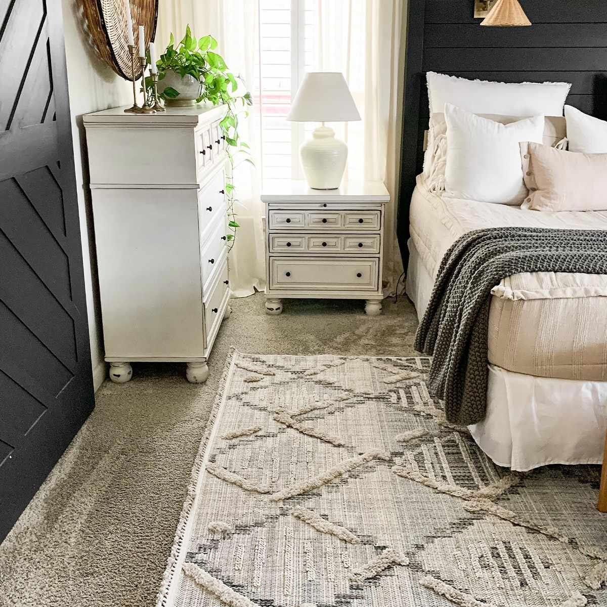 Large View Spain Moroccan Trellis Rug