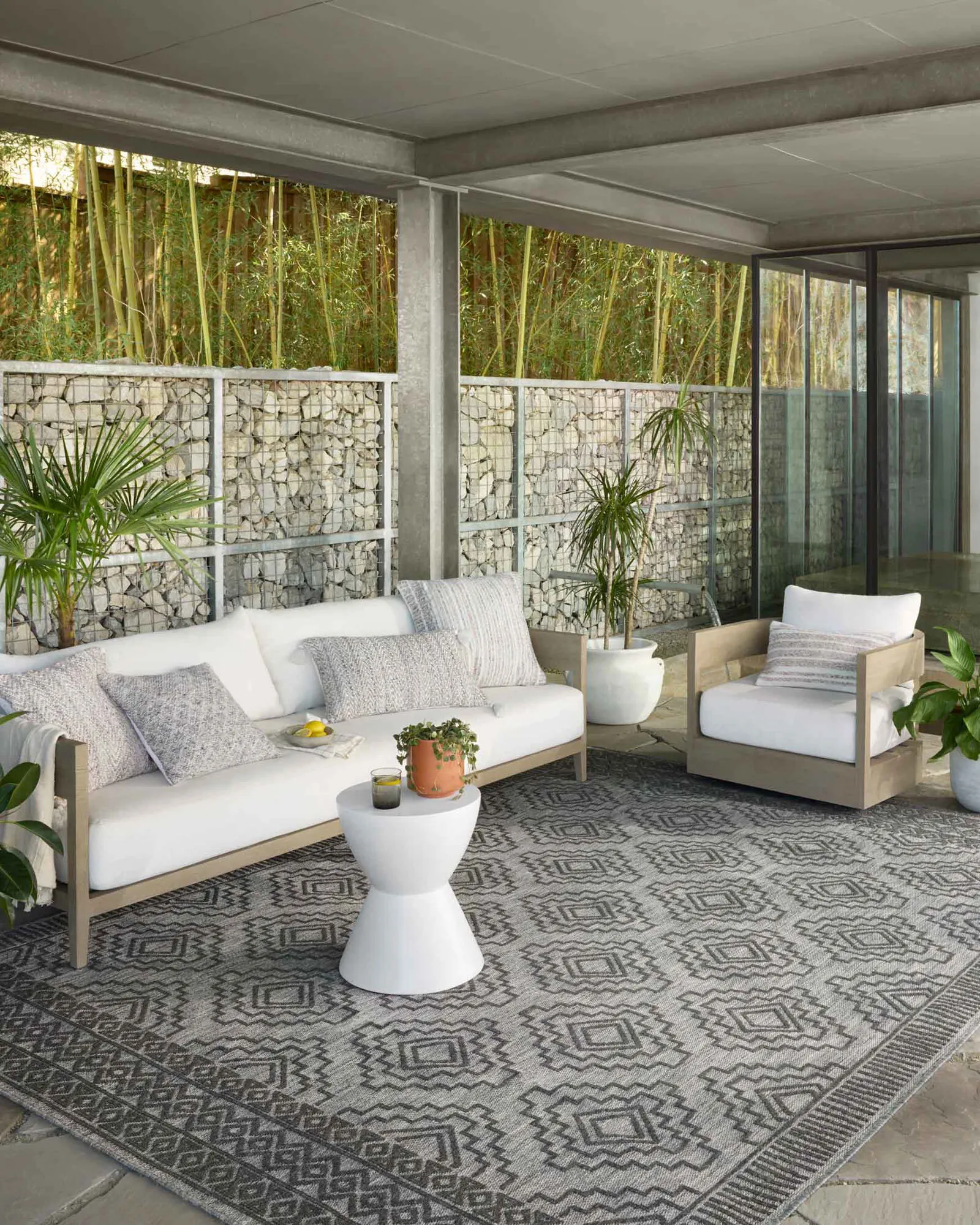 Alfresco Geometric Patio Rug
