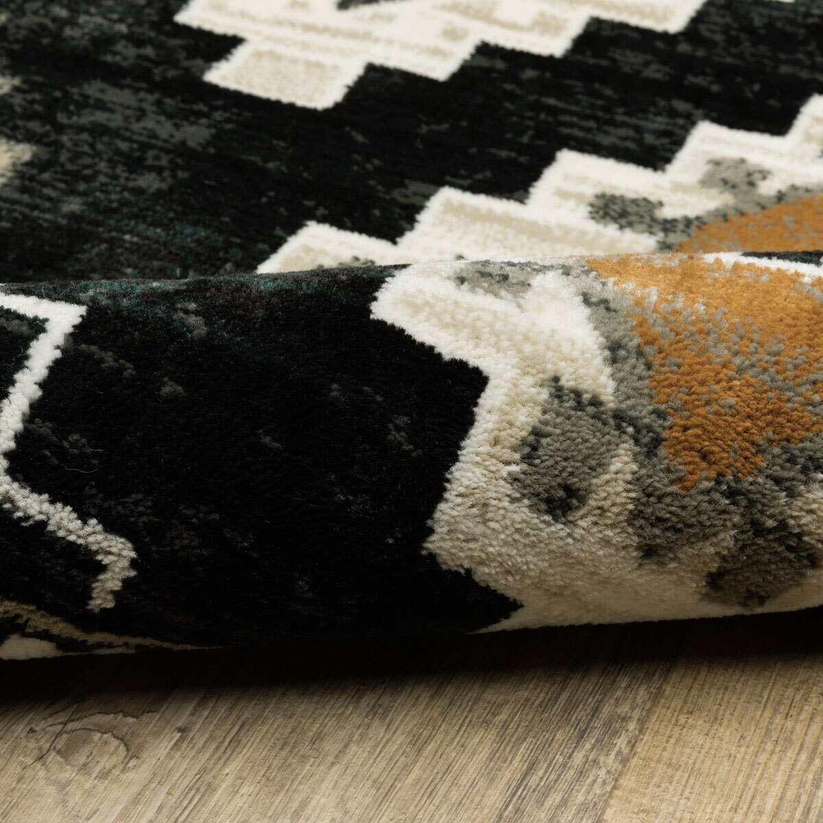 Adel Geometric Contemporary Rug