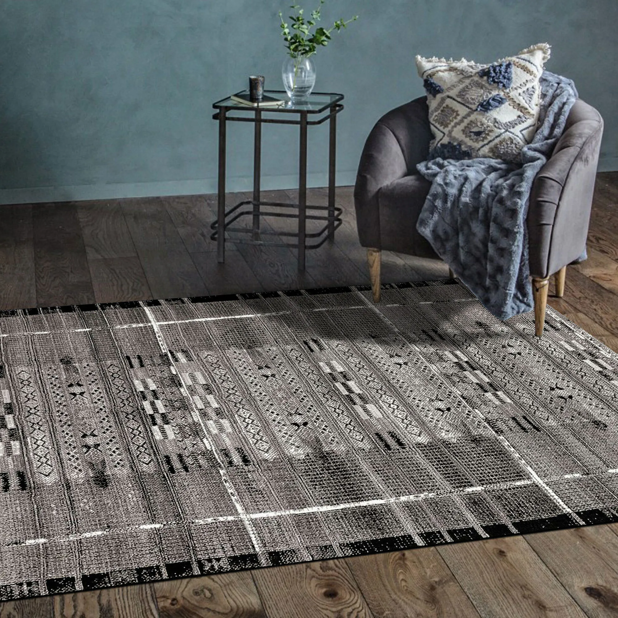 Aperto Black Tribal Pattern Rug
