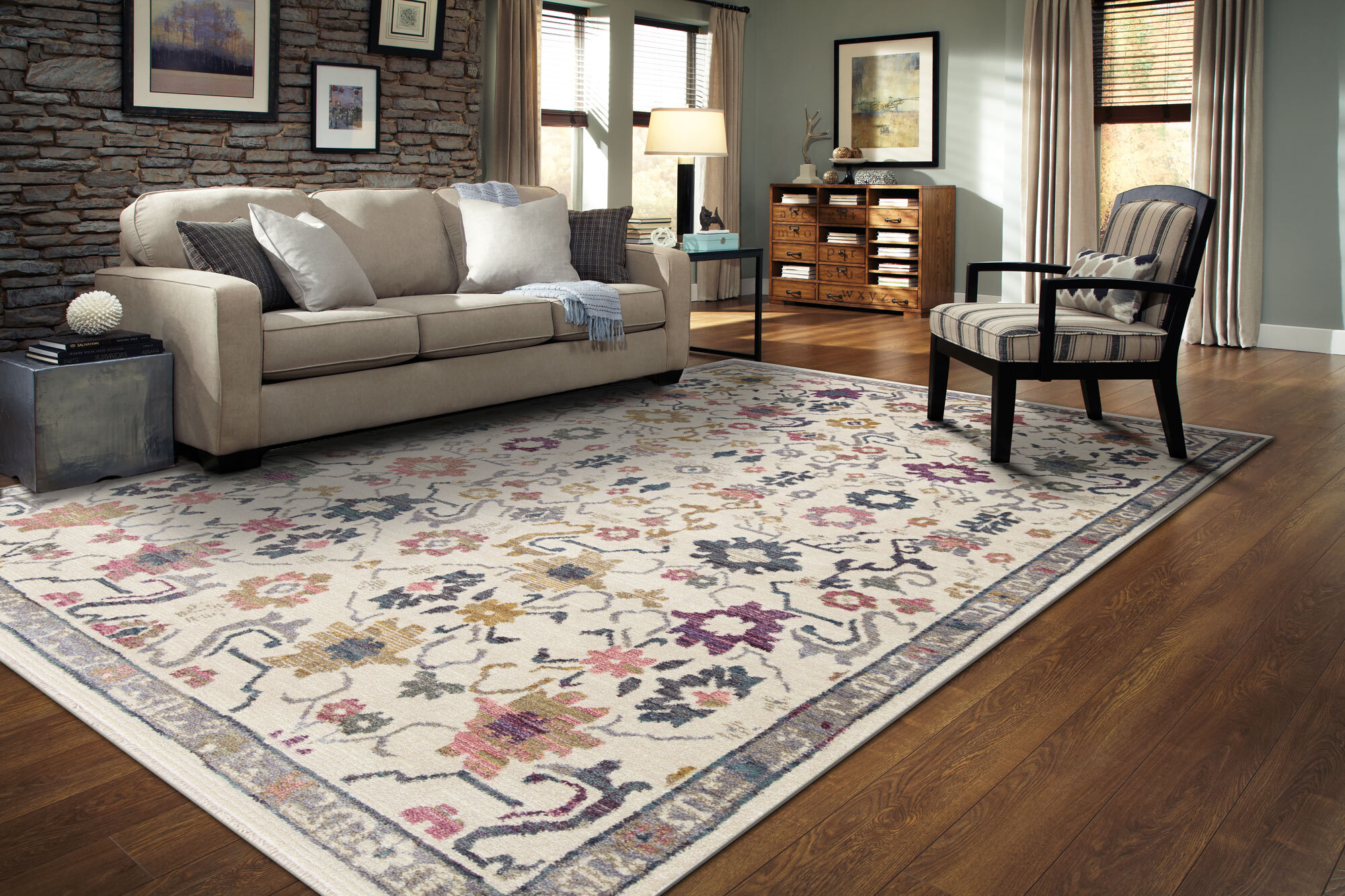 Large View Cora Traditional Floral Motif Rug