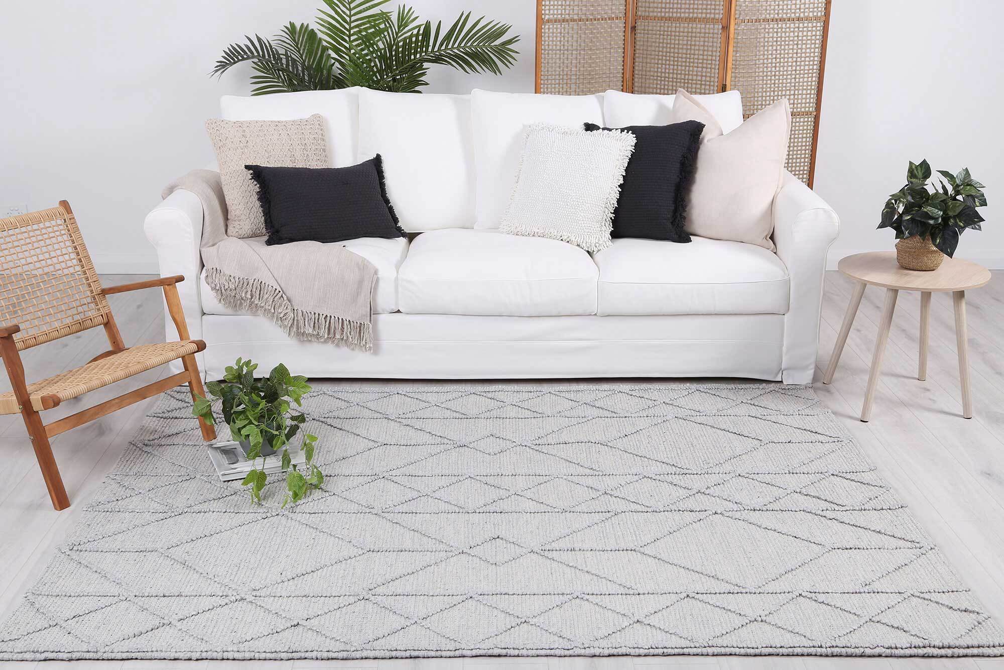 Hann Hand Loomed Rug