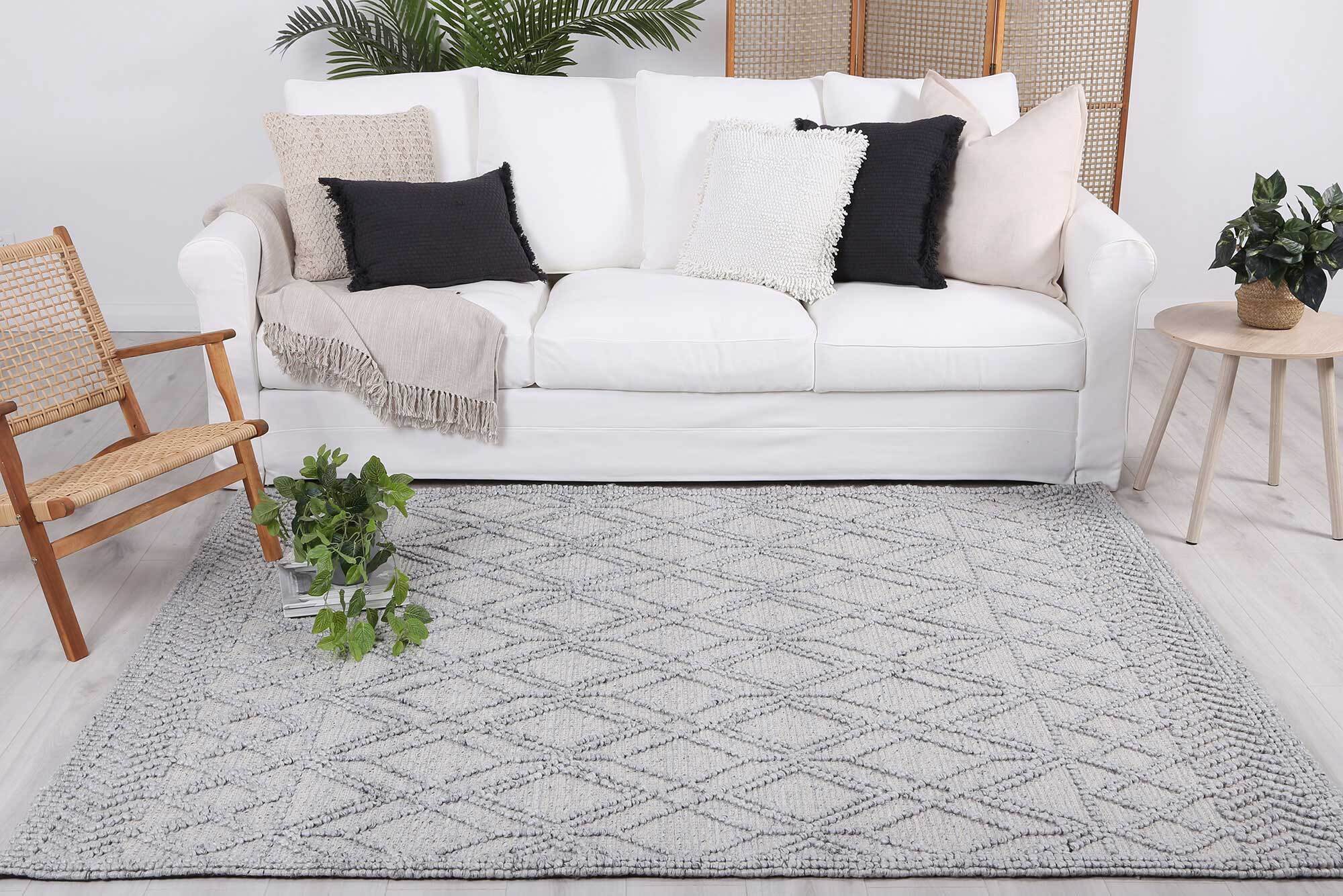 Hann Hand Loomed Rug