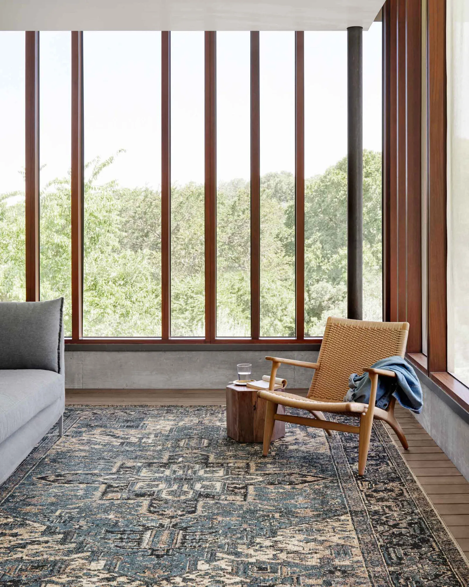 Large View Heriz Transitional Medallion Rug
