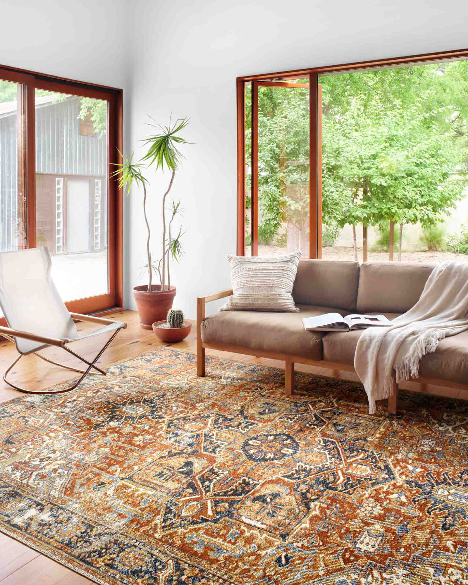 Large View Heriz Traditional Medallion Rug