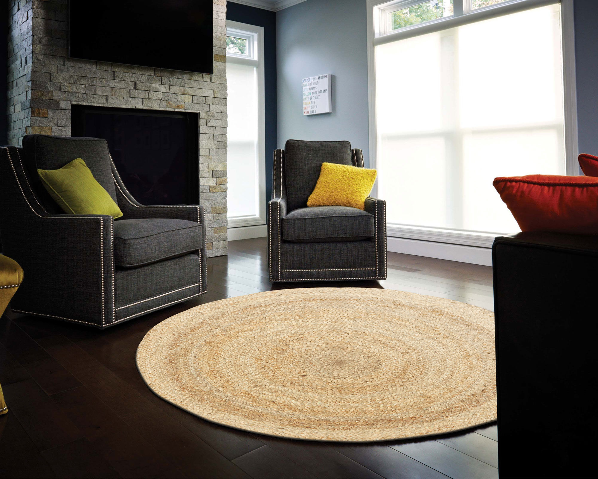 Large View Harmony Hand Loomed Round Rug